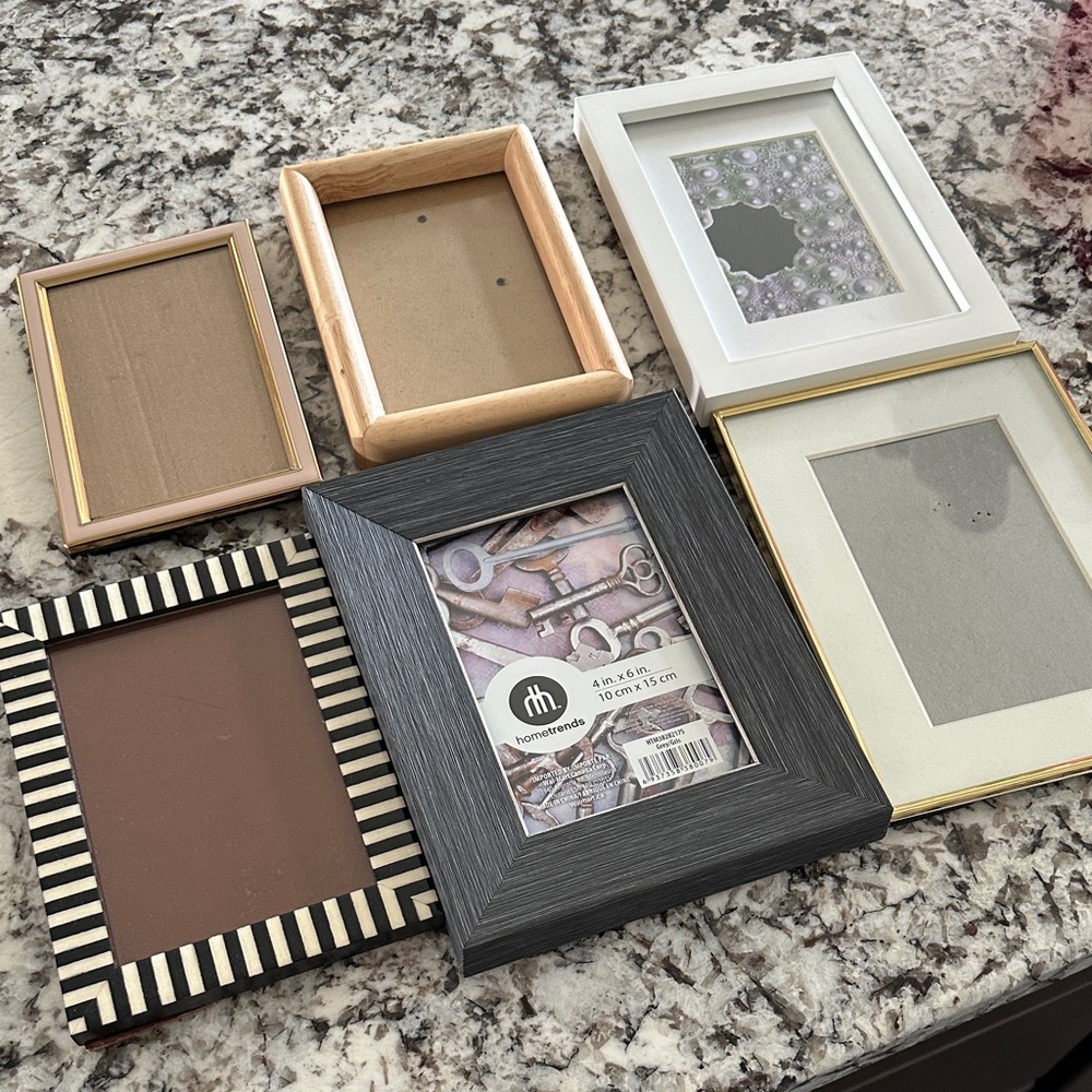 Assorted Picture Frames